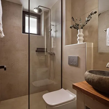 Semesterbostad Aretia Luxury