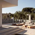 Casa de Férias Aretia Villa, Design & Nature Escape With Pool, By Thinkvilla Agios Sostis (Zakynthos)