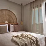 Feriehus Aretia Villa, Design & Nature Escape With Pool, By Thinkvilla *