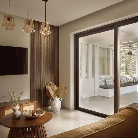 Дом отдыха Aretia Villa, Design & Nature Escape With Pool, By Thinkvilla