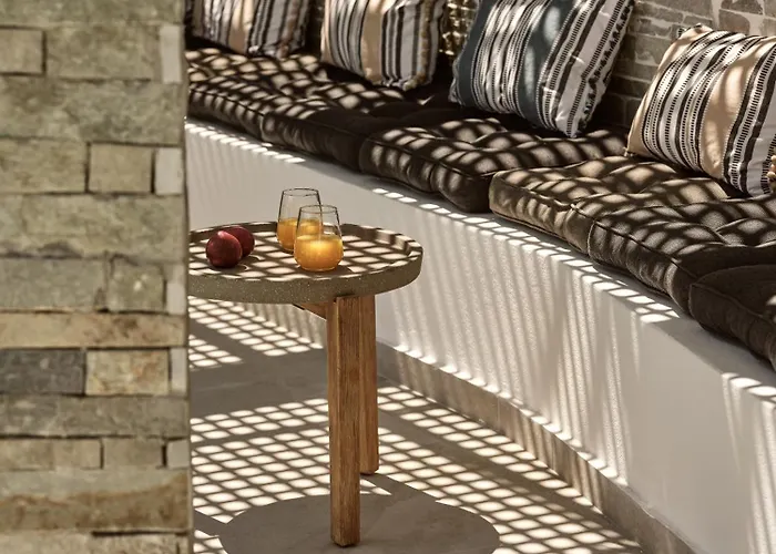 Dom wakacyjny Aretia Villa, Design & Nature Escape With Pool, By Thinkvilla